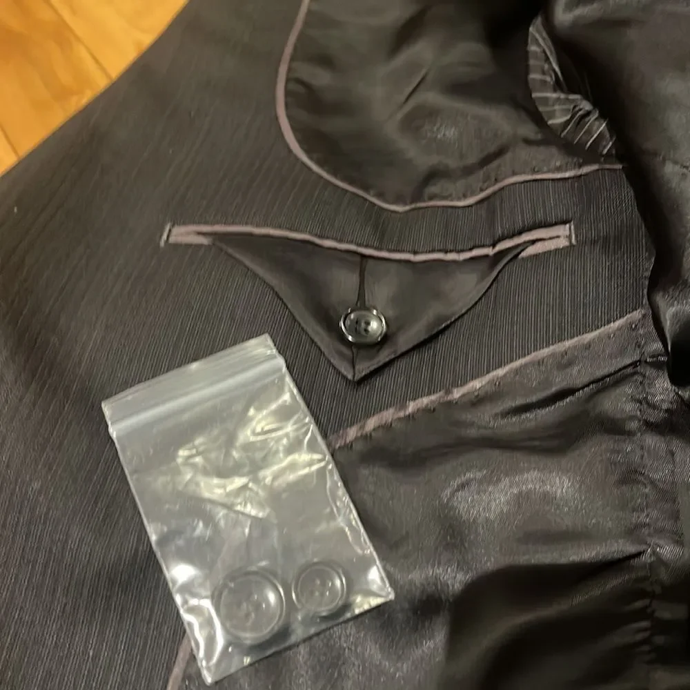 Marc Anthony black wool tonal pinstripe double button lined sport coat. 36S